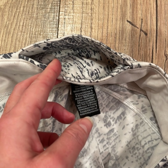 PINK Sport (Victoria’s Secret) full length leggings - size Large. - Picture 8 of 8